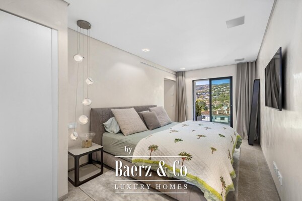 photo 15 Luxury Apartment with Sea Views in Portals Nous