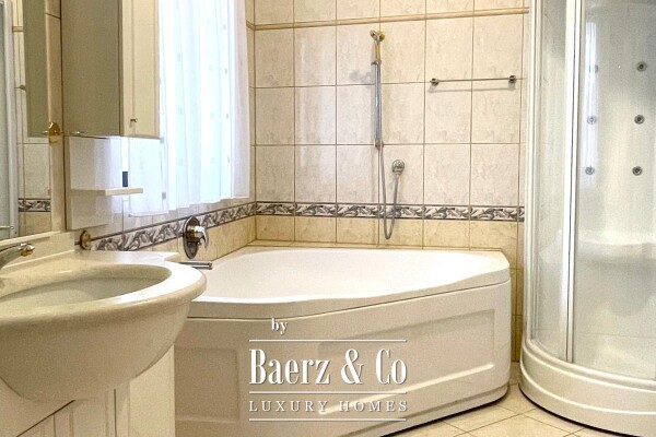 photo 9 Crikvenica, house with 4 apartments and 2 commercial units in the town centre with sea view