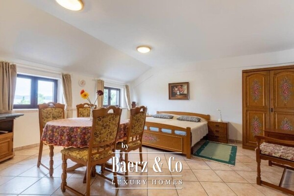photo 17 Crikvenica, house with 4 apartments and 2 commercial units in the town centre with sea view