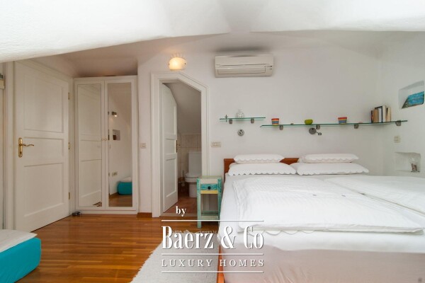 photo 18 Brac, beautiful Mediterranean house in a unique location, 1st row to the sea