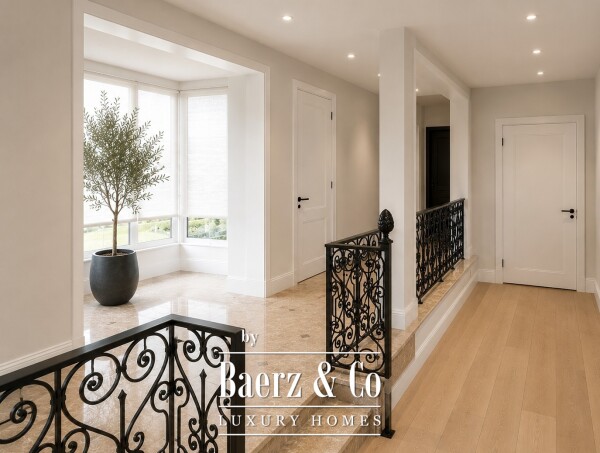 photo 4 4-Bedroom Villa in Miramar