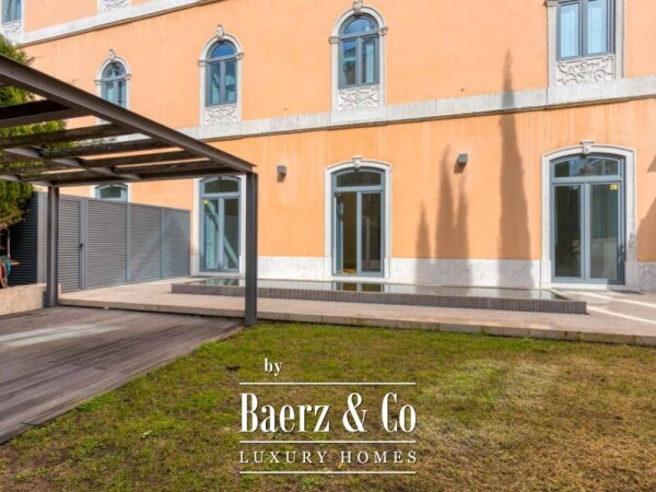photo 1 Luxury 2 bedroom with 140sqm garden and garage in Lisbon