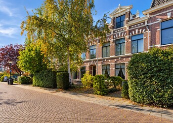 LEIDEN